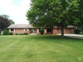 Building Photo - 8560 N 4000 W Rd