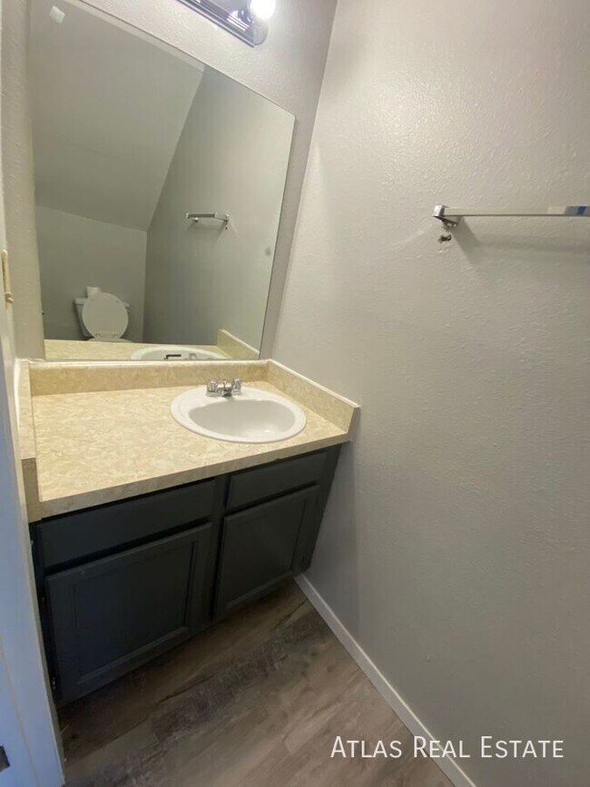 Building Photo - 7529 Banner Ct