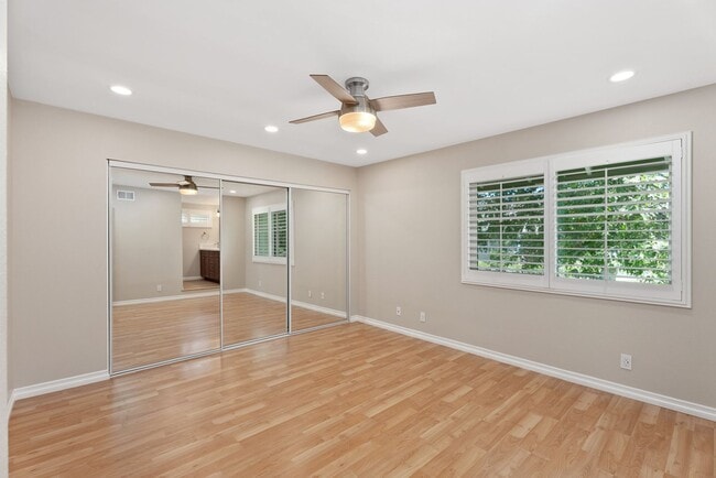 Building Photo - Beautiful Yorba Linda 3 Bedroom 2.5 Bathro...