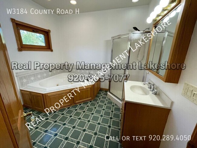 Building Photo - W3184 County Rd H