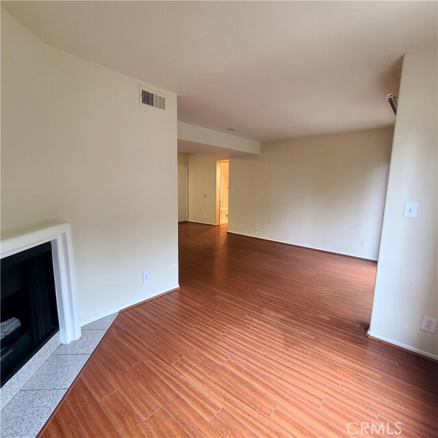Building Photo - 5060 Kester Ave