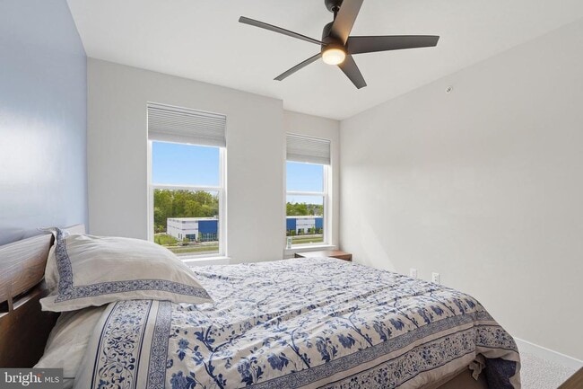 Building Photo - 20354 Newfoundland Sq