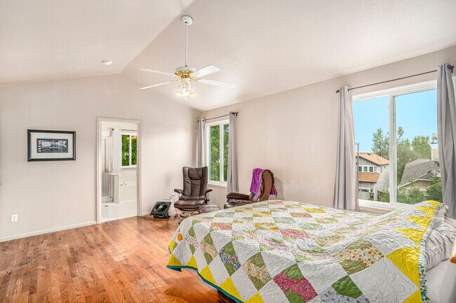 Building Photo - Beautiful 4 Bed, 3.5 Bath Home in Grant Ranch Neighborhood!