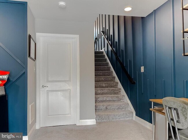 Building Photo - 23810 Myrtle Glen Way