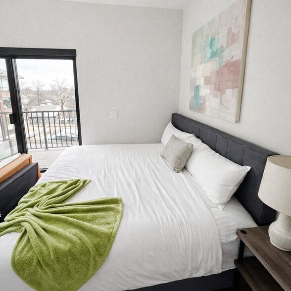 Building Photo - 4618 Douglas St