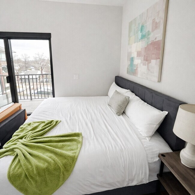 Building Photo - 4618 Douglas St