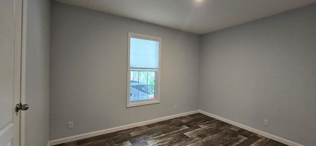 Building Photo - 55+ community Sylvan Grove / move in Special!