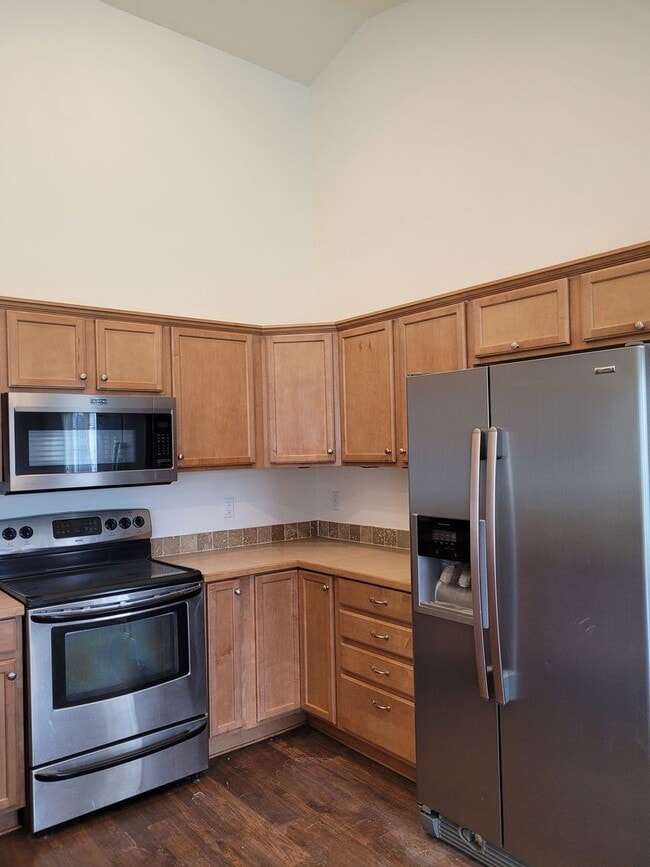 Building Photo - Sandcastle Estates Home - Pet friendly