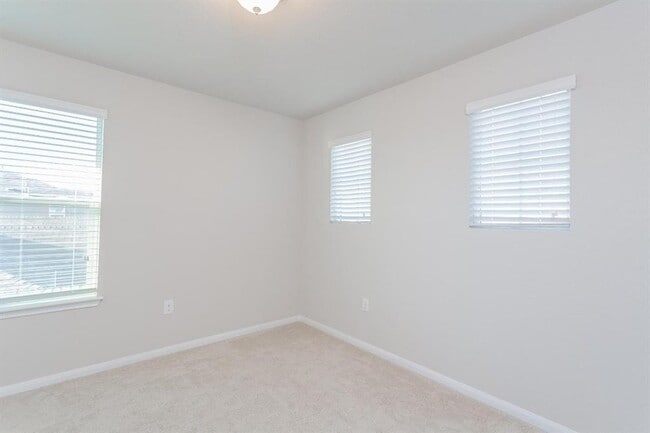 Building Photo - 10407 Hatton Ln