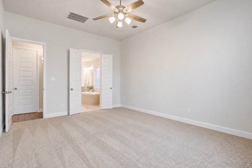 Building Photo - 2327 Partridgeberry Ln