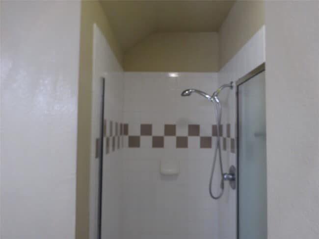 Building Photo - 107 Yegua Cir