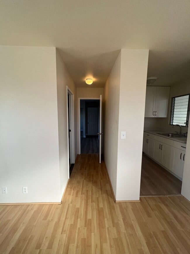 Building Photo - o7518hr