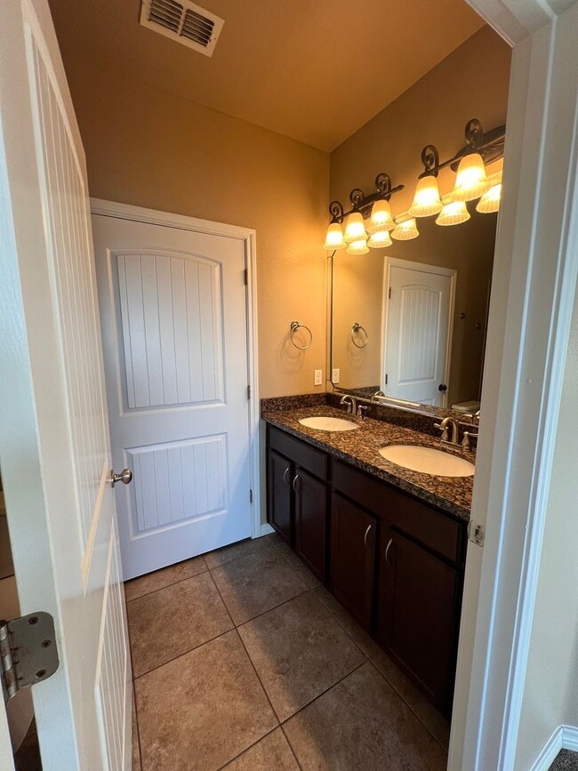 Building Photo - COMING SOON!!  2 Story Townhome