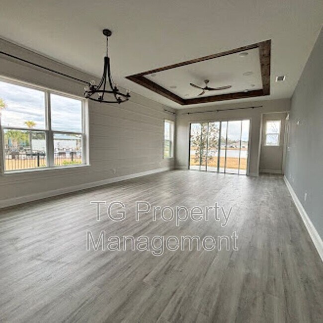 Building Photo - 4484 Sun Lily Ct