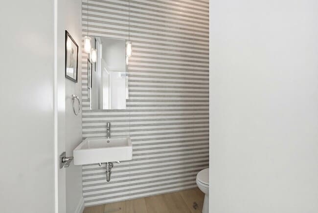 Building Photo - 6 Richardson St