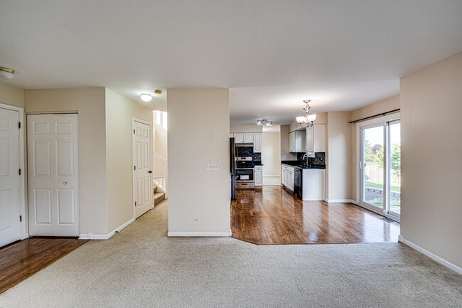 Building Photo - 3951 Nicholas Ct