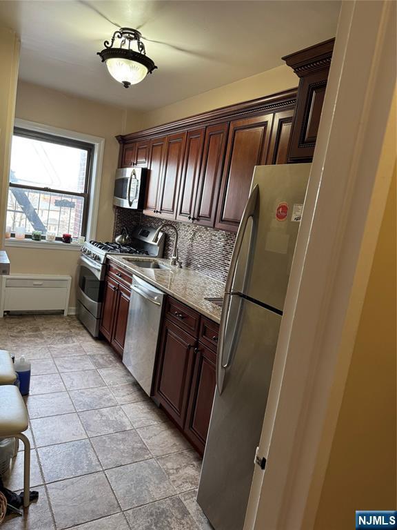 Building Photo - 3091 Edwin Ave