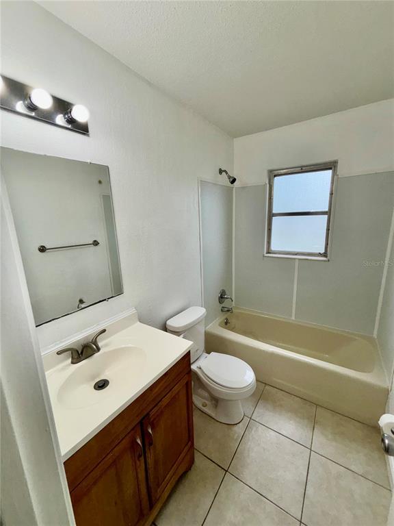 Building Photo - 13 Bahia Way