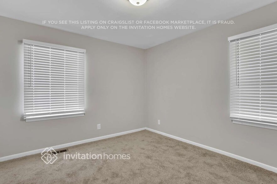 Building Photo - 3545 Stanford Cir