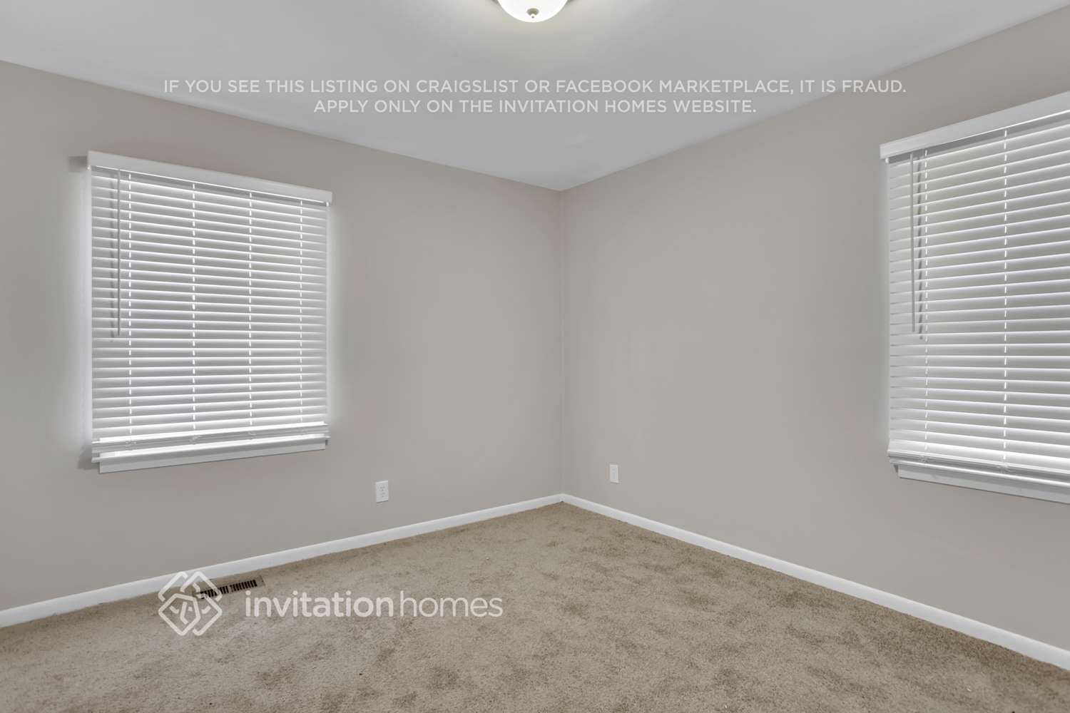 Building Photo - 3545 Stanford Cir