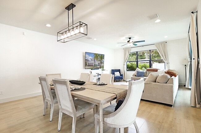 Building Photo - 6151 Yerba Buena Ct
