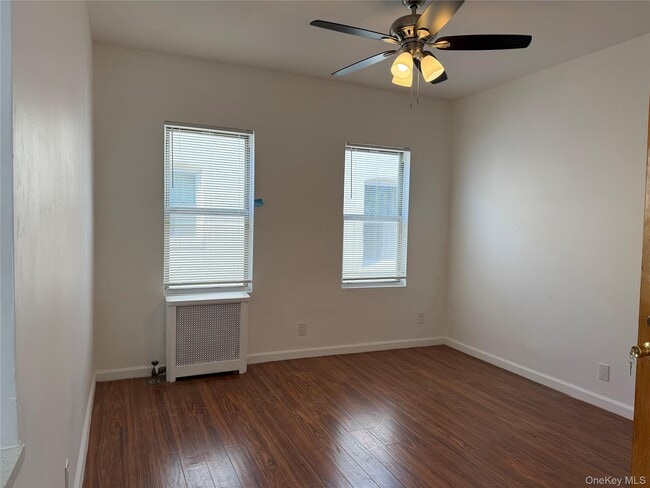 Building Photo - 46-12 25th Ave