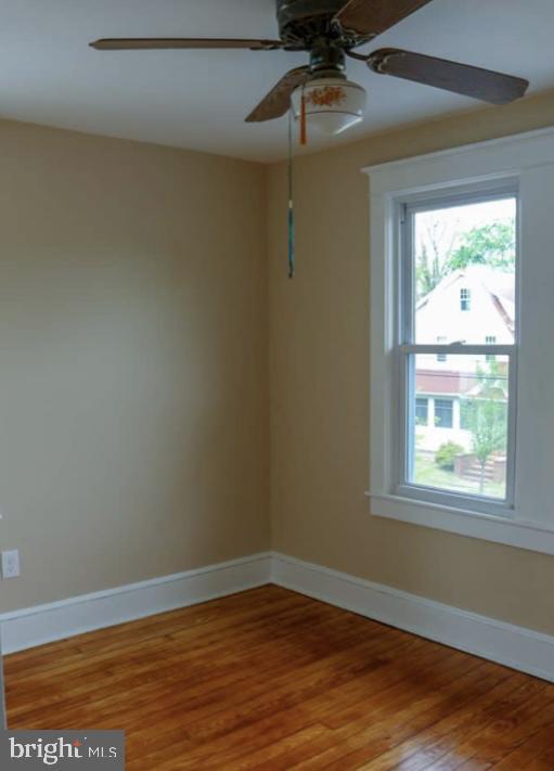 Building Photo - 921 New Pear St