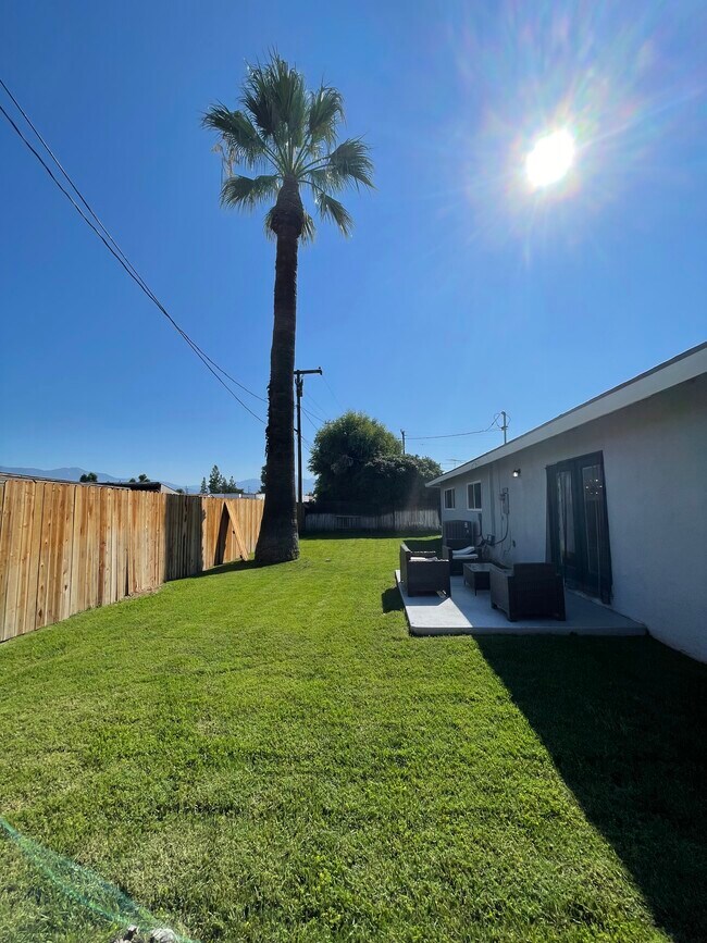 Fully fenced backyard - 25506 Lomas Verdes St