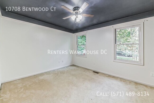 Building Photo - 10708 Bentwood Ct