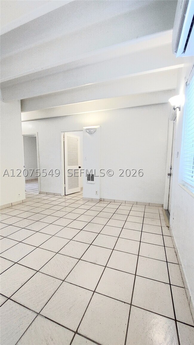 Building Photo - 21910 SW 118th Ave