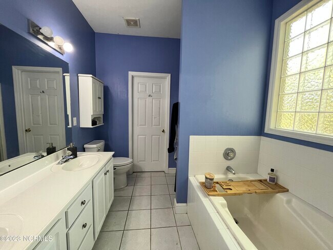 Building Photo - 10169 Whispering Cove Ct SE
