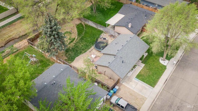 Building Photo - Cozy Single-Level Home in Quiet Neighborhood