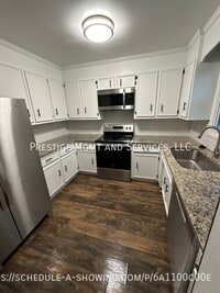 Building Photo - 319 Devonwood Ct