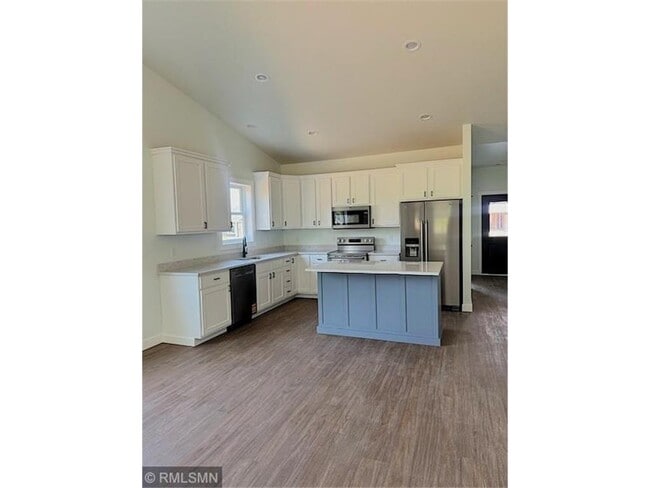 Building Photo - 1226-1228 Wisteria Ln