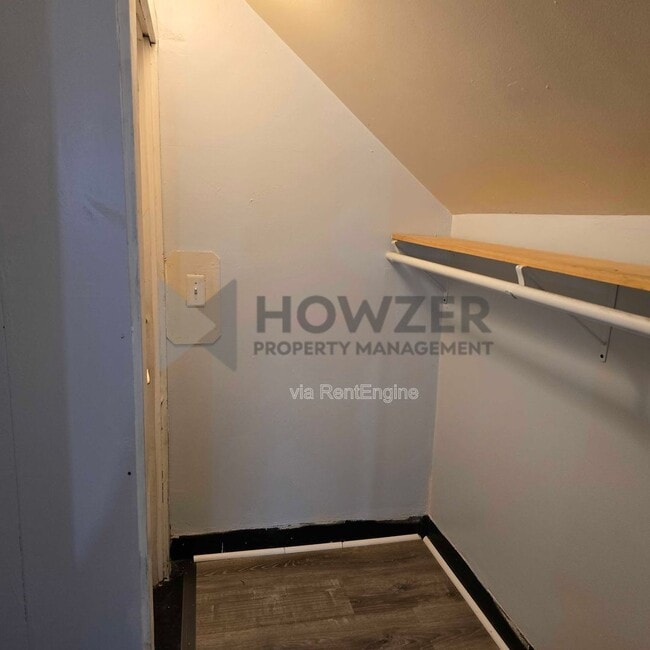 Building Photo - 109 Green St