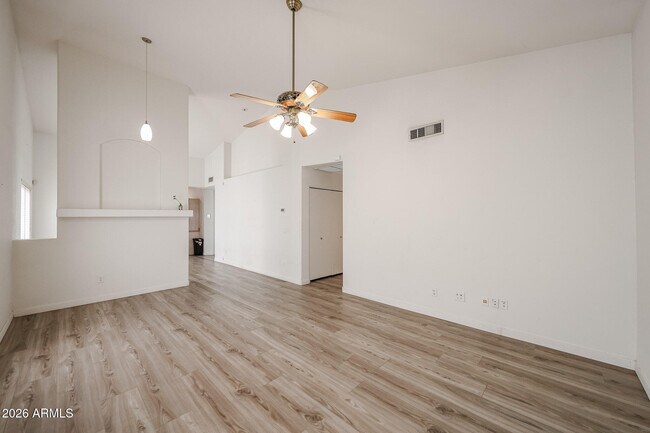 Building Photo - 7421 W Eva St