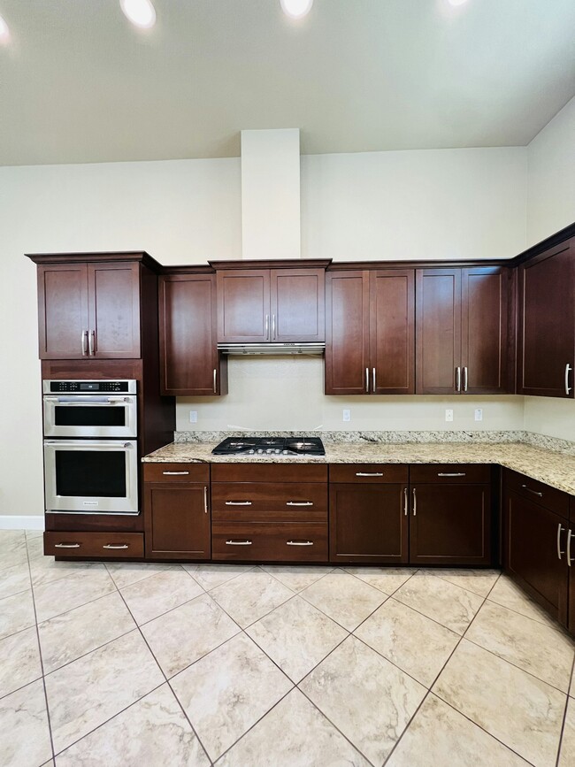 Building Photo - 4279 Trolan Ln