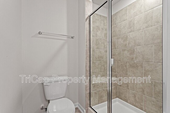 Building Photo - 328 Hemley Trl