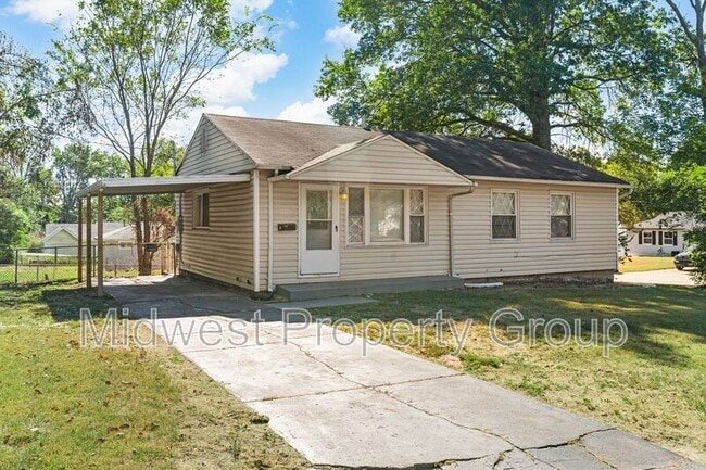 Building Photo - 1700 Newhall Ct