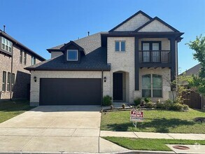 Building Photo - 1012 Granger Dr