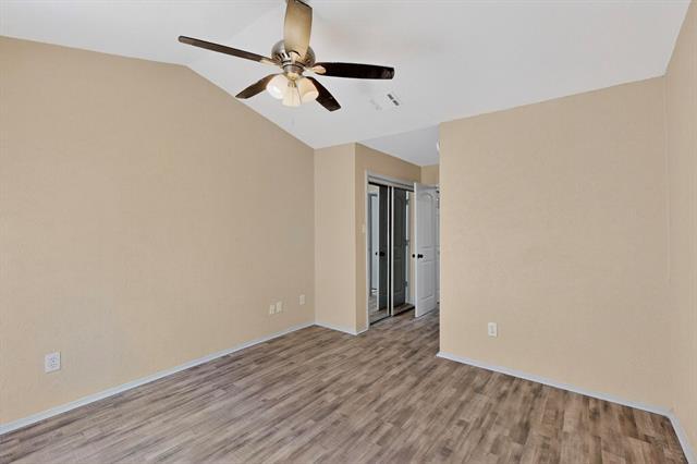 Building Photo - 829 Denmark Dr