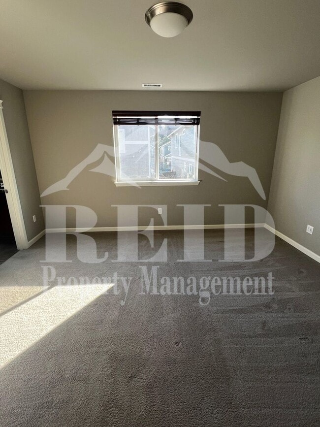 Building Photo - 3887 Portside Dr