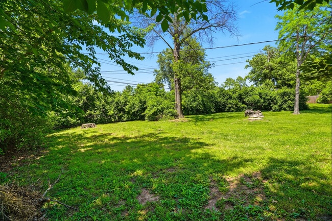Building Photo - 405 Brewer Dr