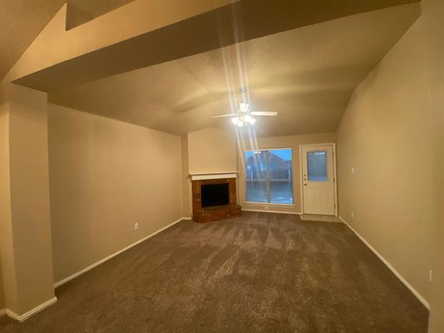 Building Photo - 1042 Palomino Dr