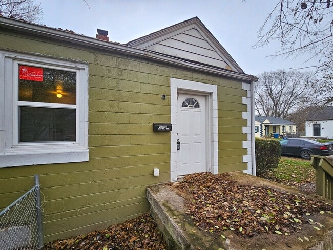 Building Photo - 4312/4314 Norwaldo Avenue