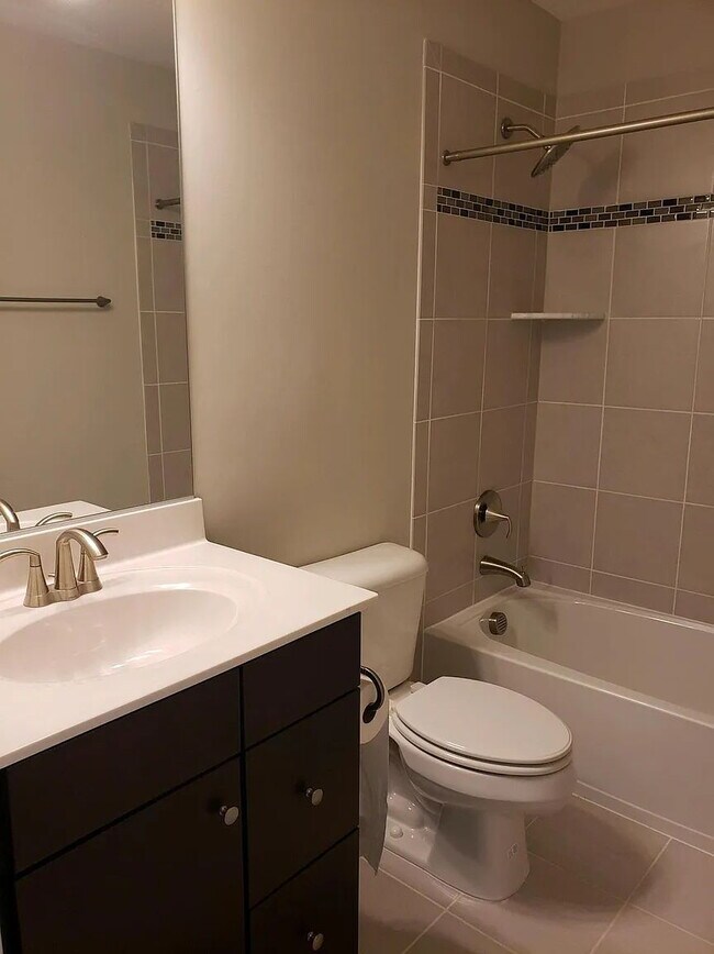 Building Photo - Elegant Preston Lake Living with Premium Amenities & Timeless Comfort
