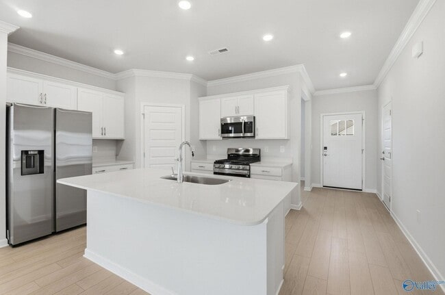 Building Photo - 304 Allene Wy