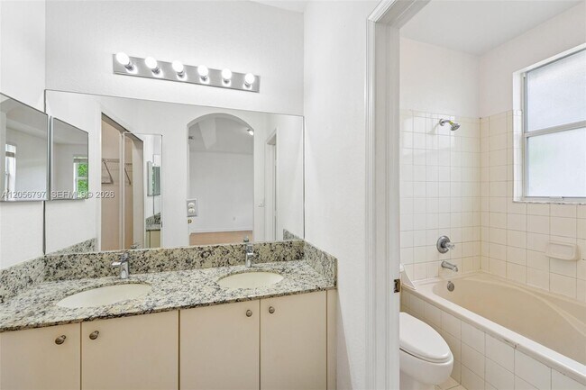 Building Photo - 8188 NW 108th Pl