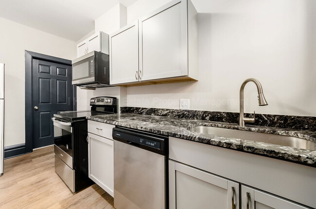 Building Photo - 1044 Sullivant Ave