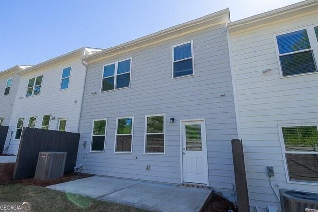 Building Photo - 3359 Verdi Ln